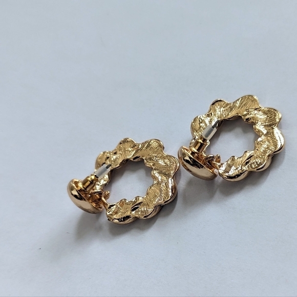 Vintage Style Doorknocker Gold Tone Twist Detail Earrings Pave Set Crystals - Picture 2 of 4